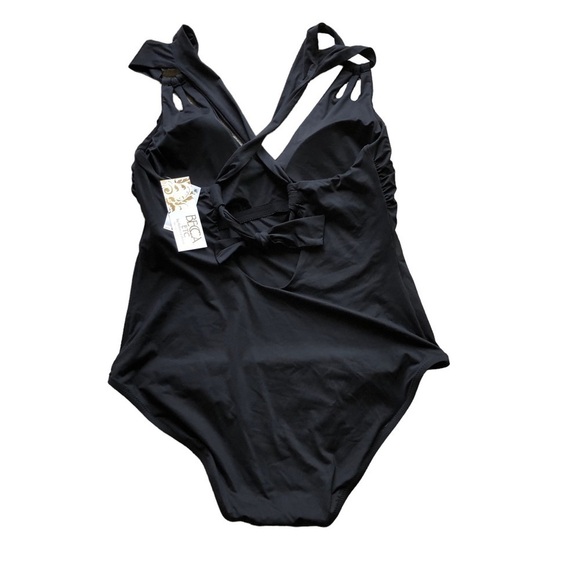 Becca By Rebecca Virtue NWT Black Tear Drop One Piece Swimsuit Size 2X - Picture 4 of 10